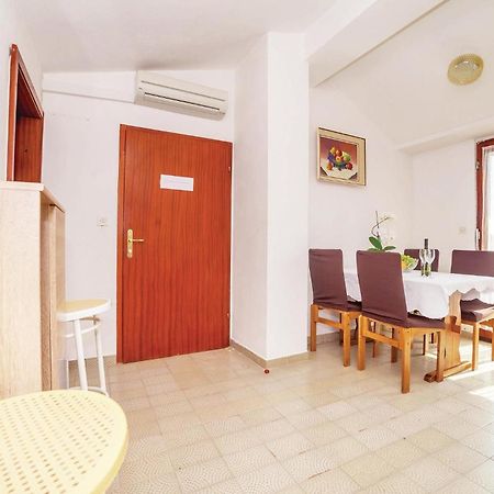 2 Bedroom Amazing Apartment In Crikvenica Zewnętrze zdjęcie