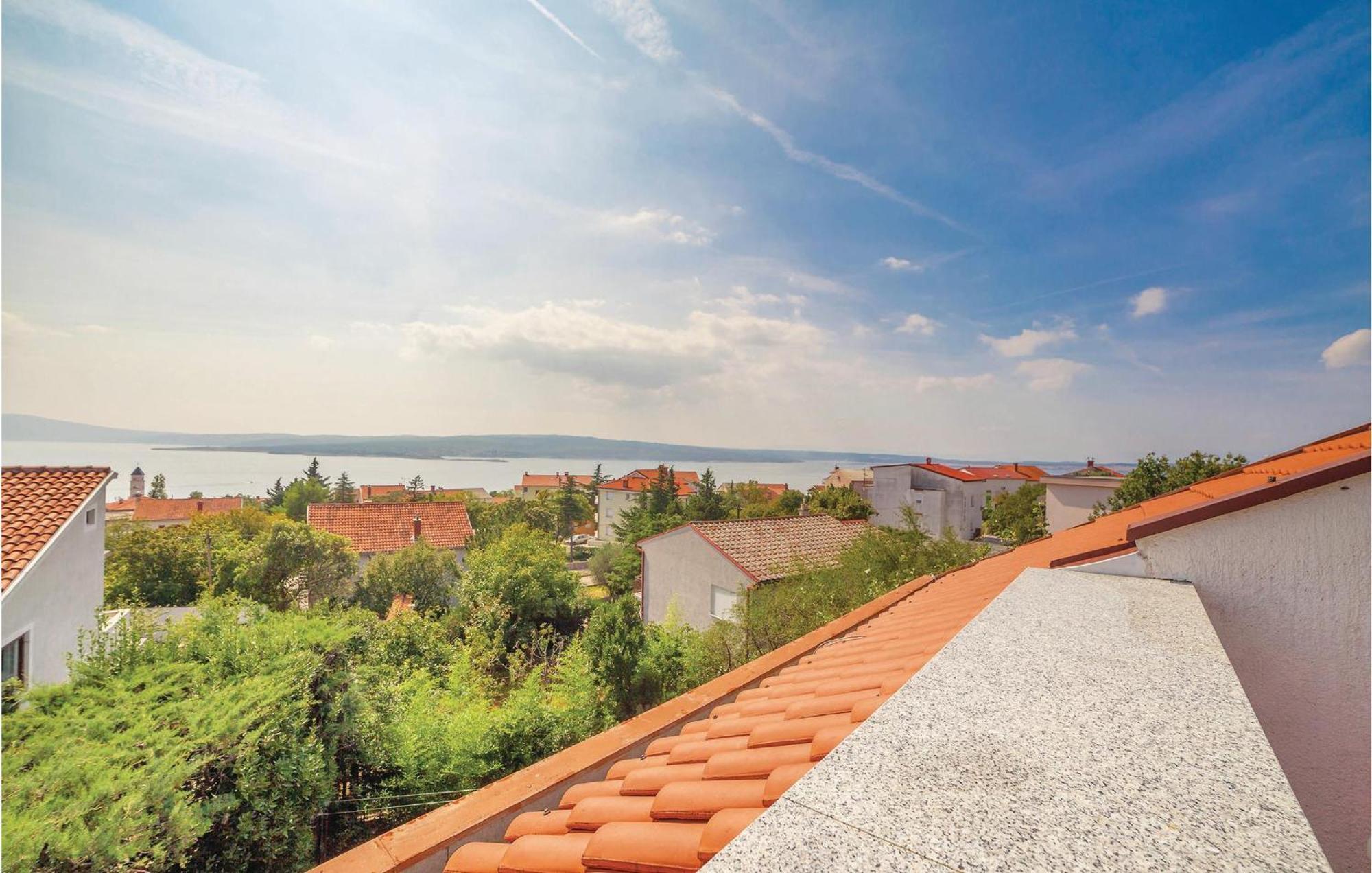 2 Bedroom Amazing Apartment In Crikvenica Zewnętrze zdjęcie